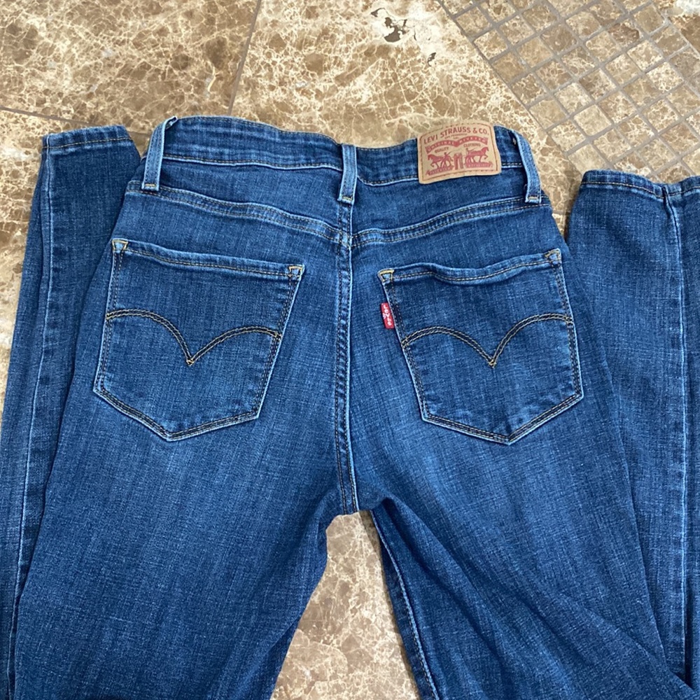 ❌❌SOLD❌❌ - Picture 2 of 3